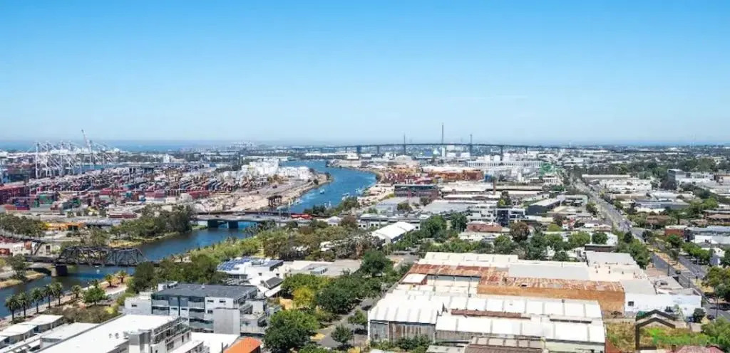 FS104E Stylish 1BR1BA apt in Footscray Pool Gym WIFI