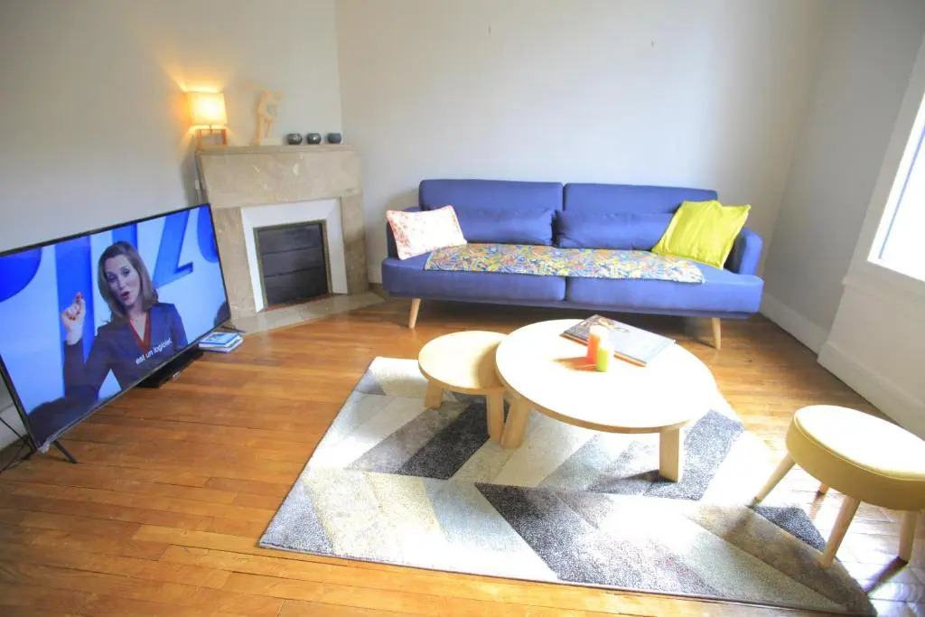 Nice apartment 10 minutes from Paris