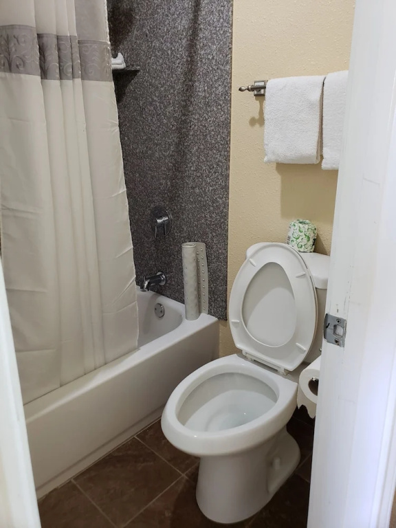 Taylor village inn and suites