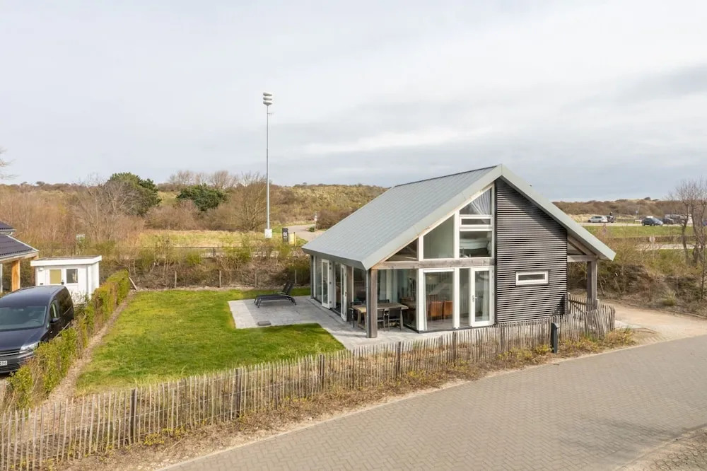 Zeeland Luxury Villa near Beach