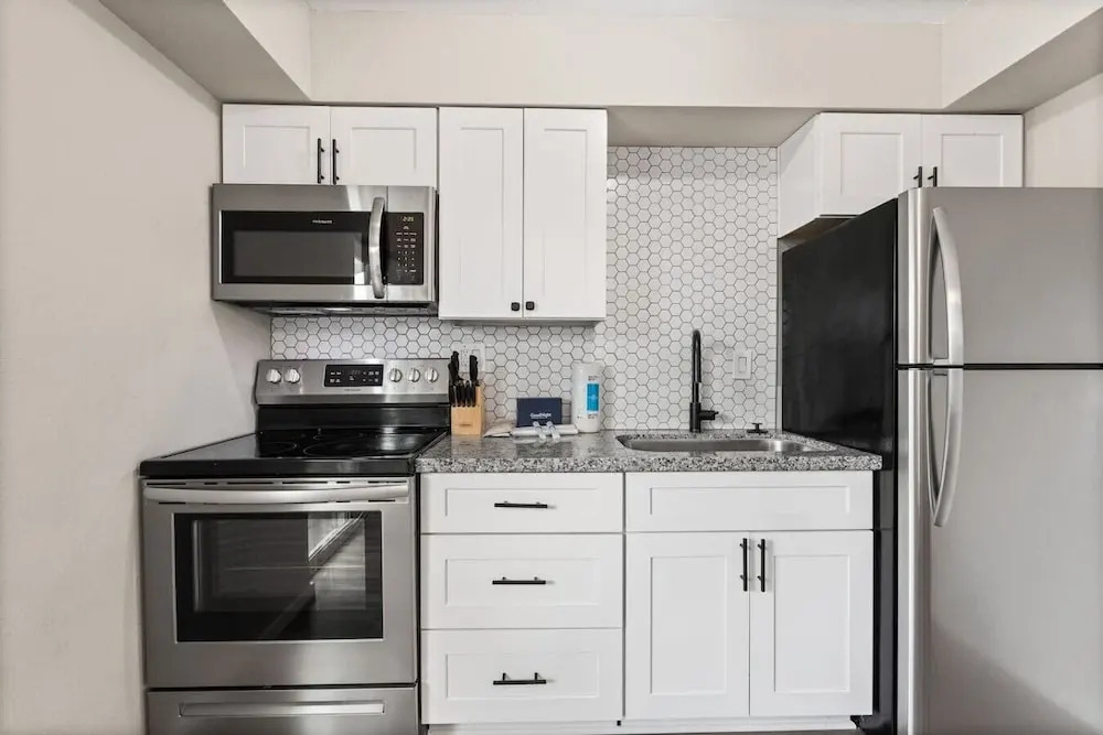 Fashion Square Apt1 SWVillage Scottsdale 8Plex