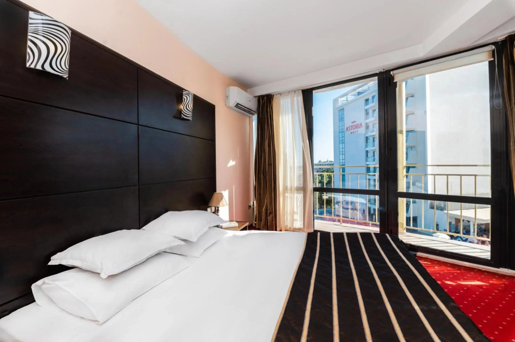 ELPIDA Hotel - All Inclusive & Beach Front
