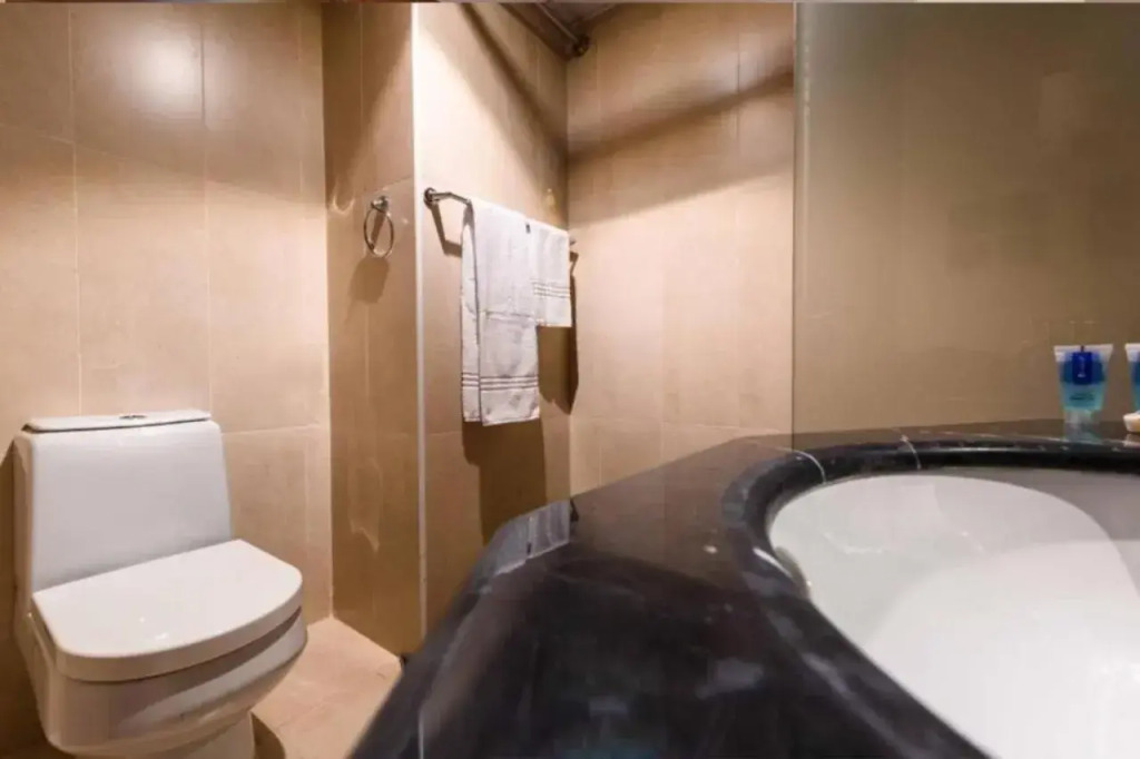Manazel Al Zaireen Hotel
