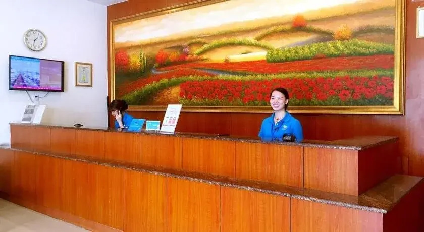 Warm Time Homestay (Chongqing North Railway Station)
