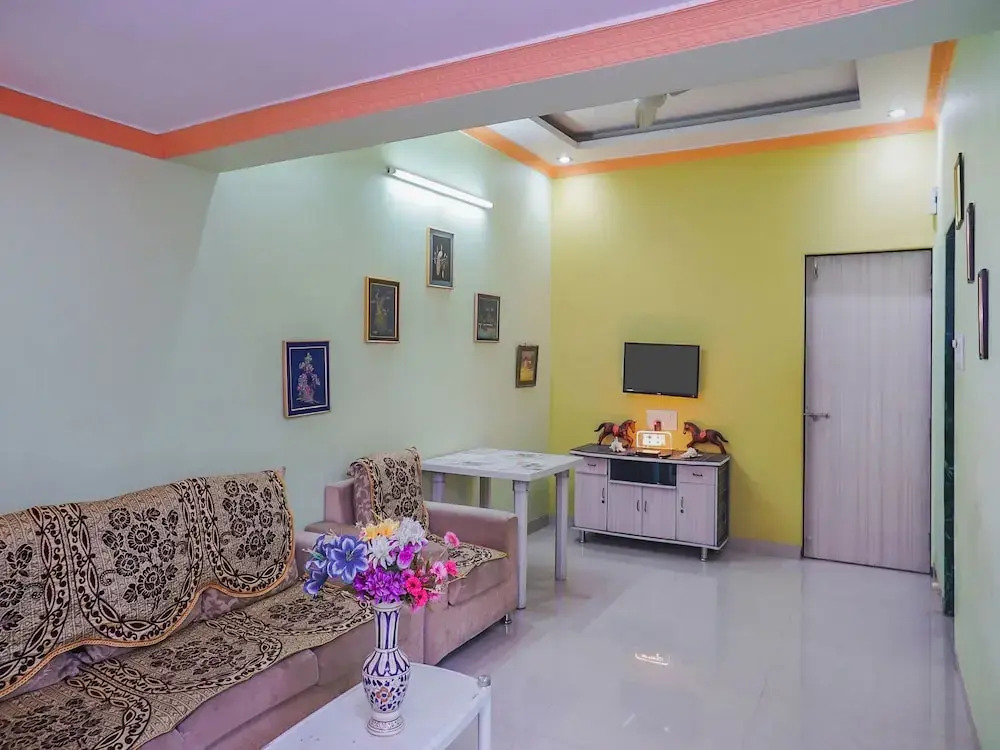 OYO 23092 Home Peaceful 2BHK Lonavala