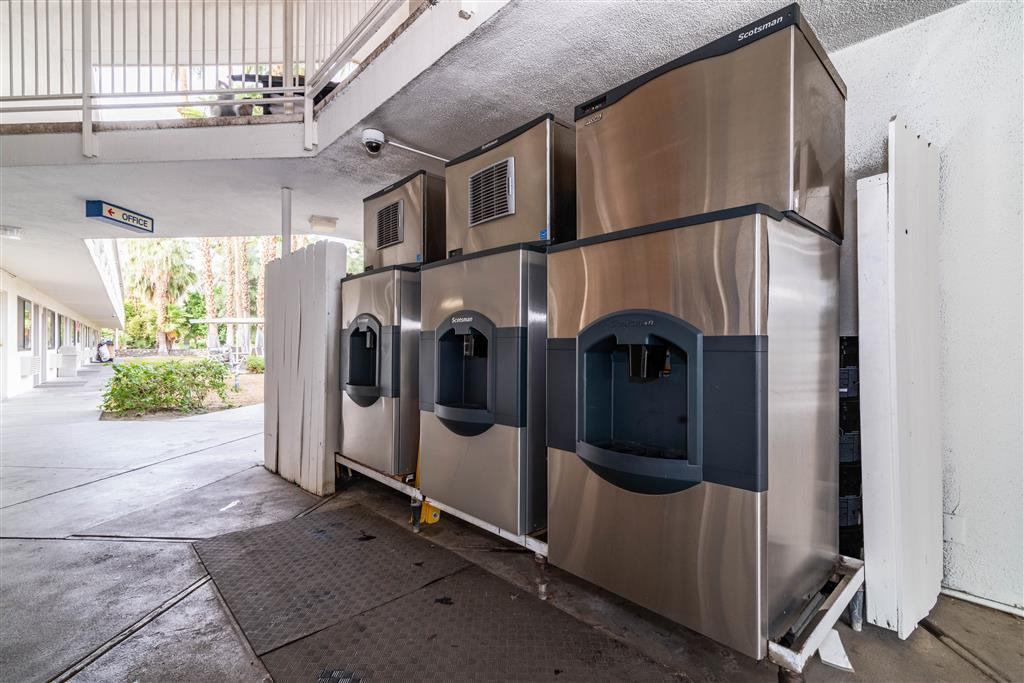 Motel 6-Palm Springs, CA - East - Palm Canyon