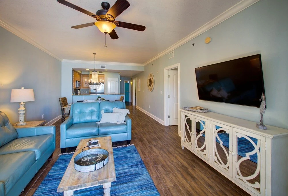 Azure 519 3 Bedroom Condo