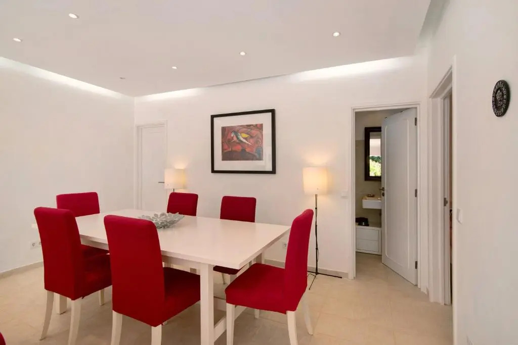 Large apartment in Vale do Lobo