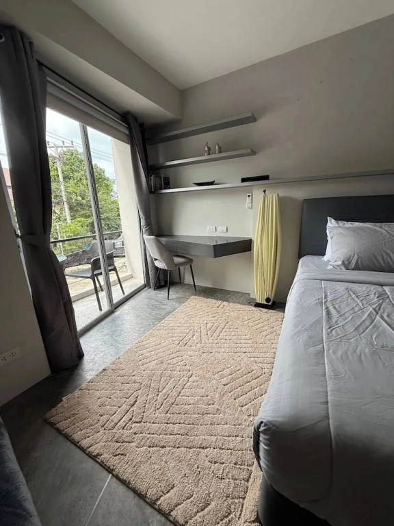 Charming 1-bedroom Apartment Near Bangrak Beach