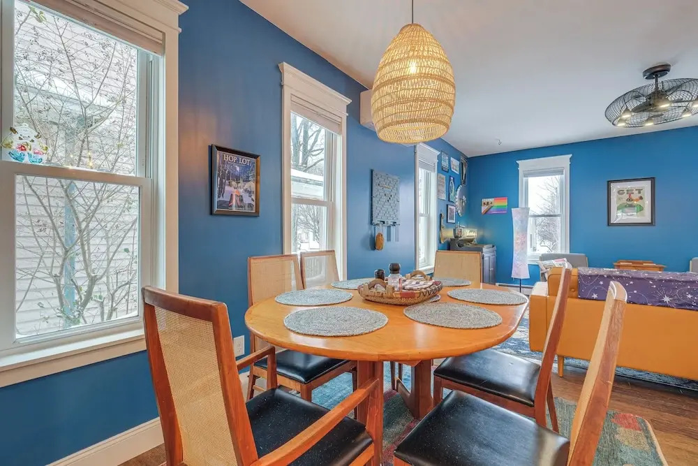 17 Mi to Ski Slopes! Retreat Near Lake Michigan