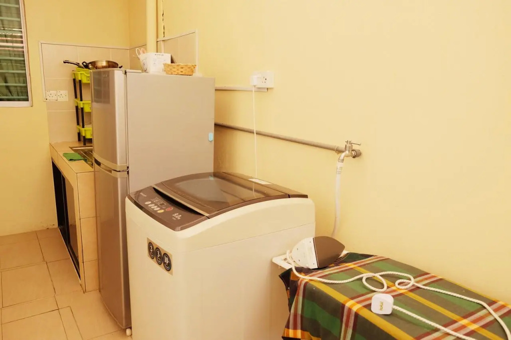Natol Homestay - Kuching Home Penthouse Airport Road