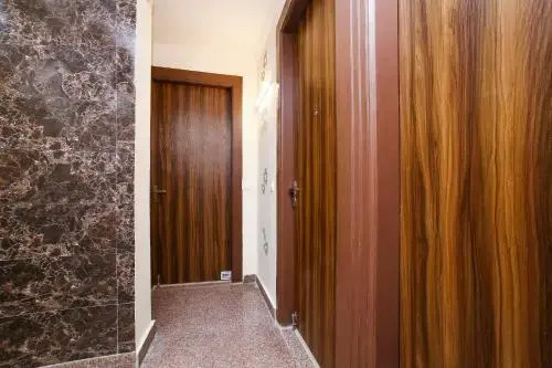 Collection O 74986 Hotel Sky Villas Near Palam Metro Station