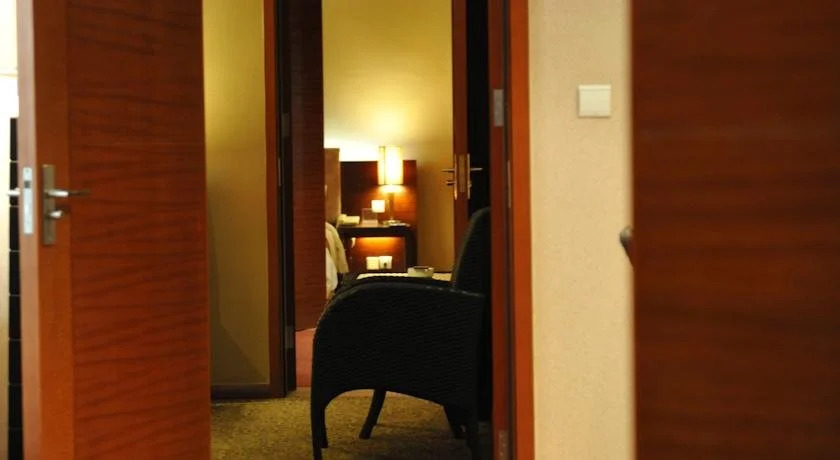 Fortune Suites
