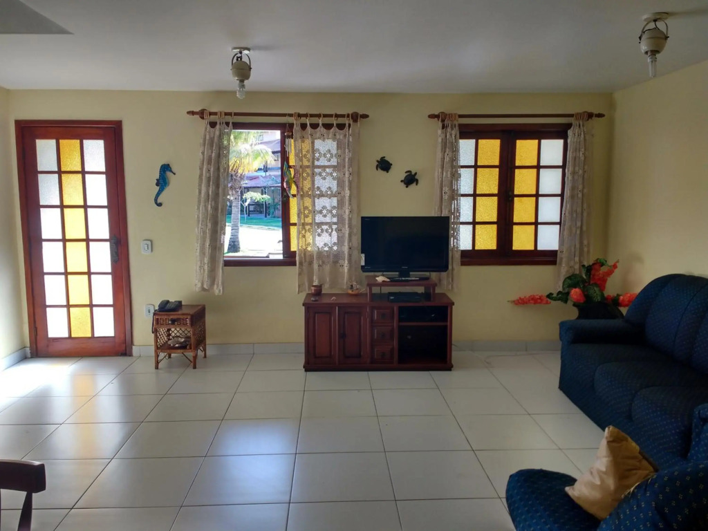 Casa 4 quartos Condomínio em Frente a Praia Grande