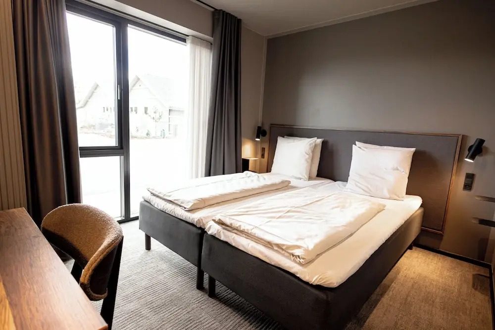 Hotel Melfarhus - Your modern self-service hotel at the marina