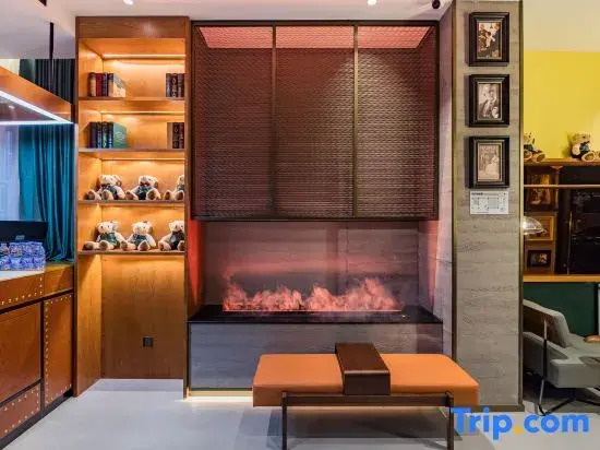 James Joyce Coffetel Hotel (Beijing HuaxiLIVE Wukesong Subway Station)