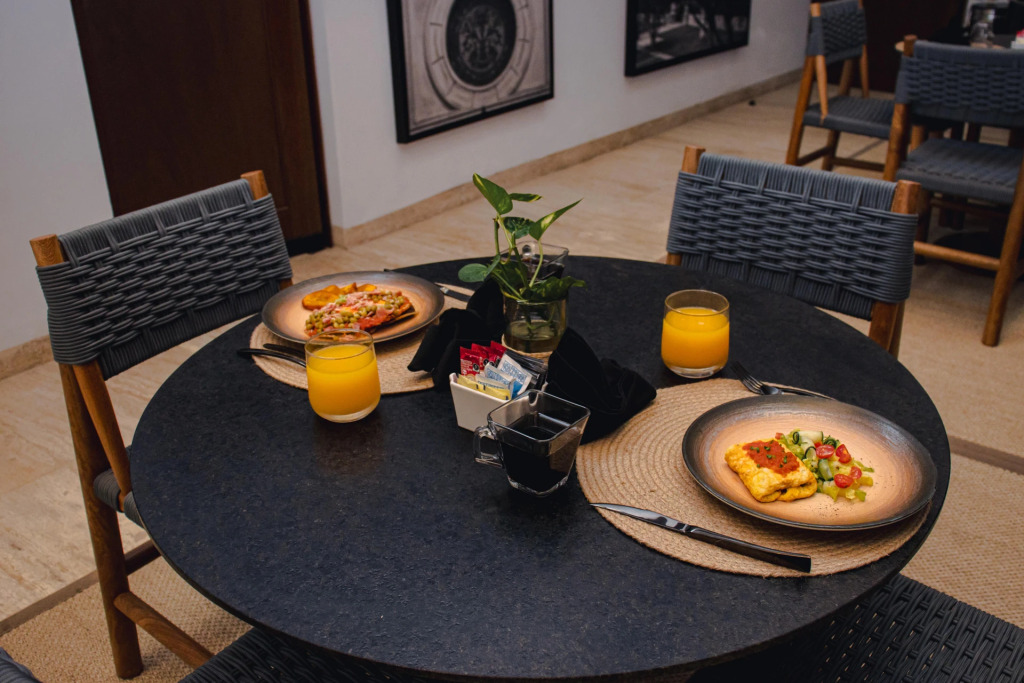 Casa Continental Hotel Boutique & Suites