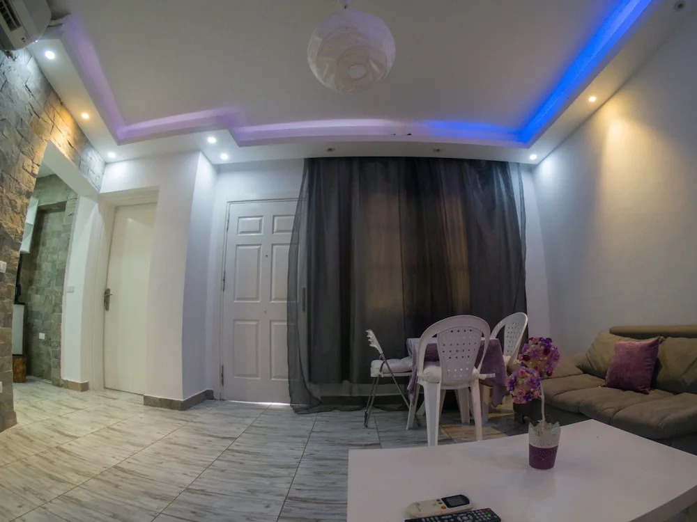 One Bedroom Apart Deep Purple by Pool