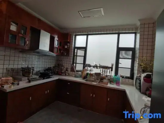 Shiwei Hostel