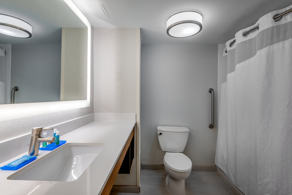 Holiday Inn Express Chapel Hill by IHG