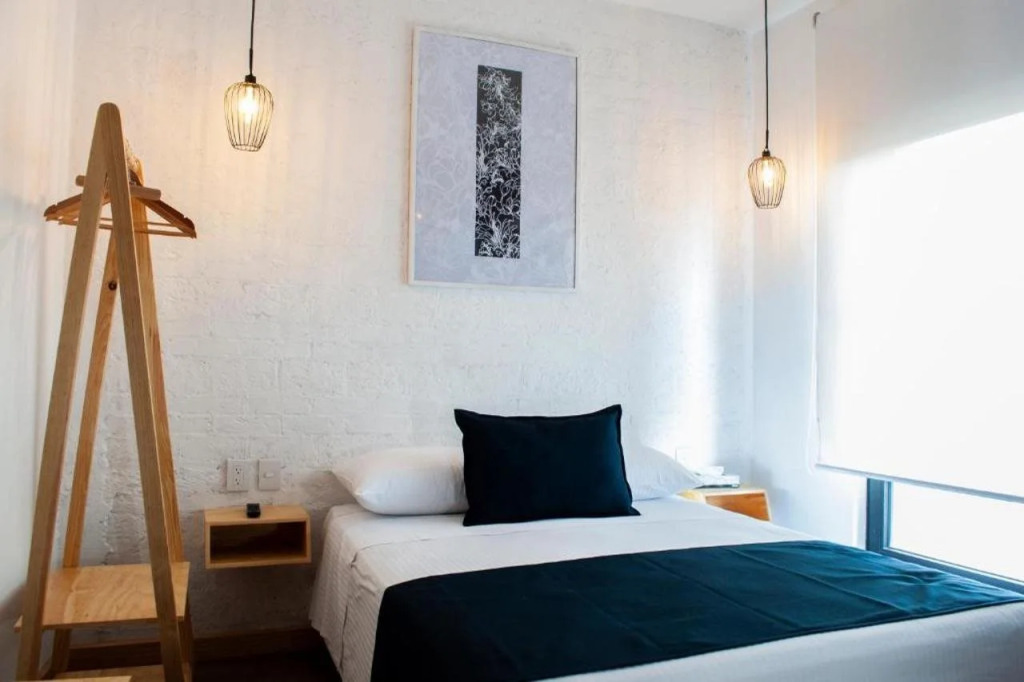 Romance City Hotel