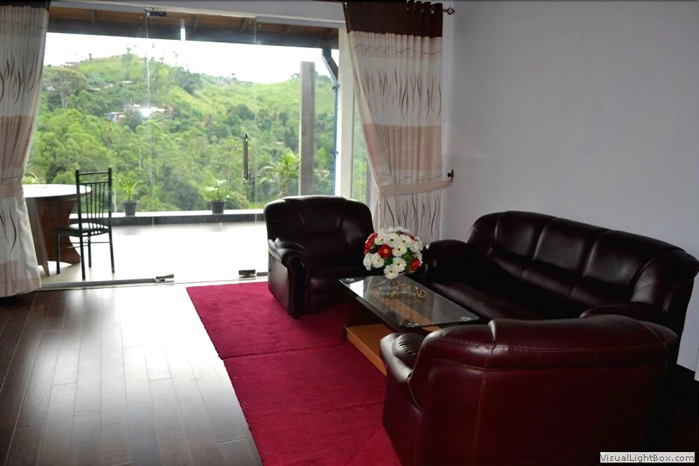 Thushara Hotel