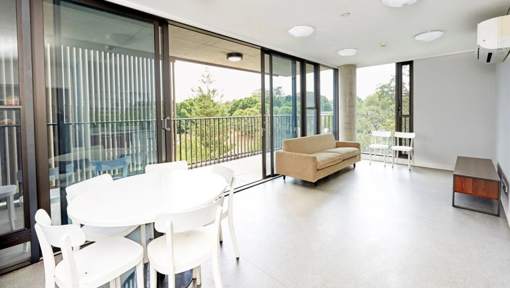 Racecourse Space Pop Up
