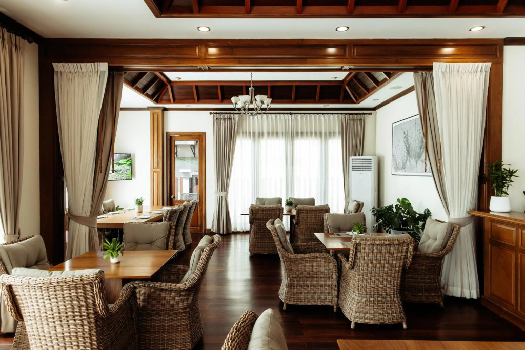 Athena Hotel