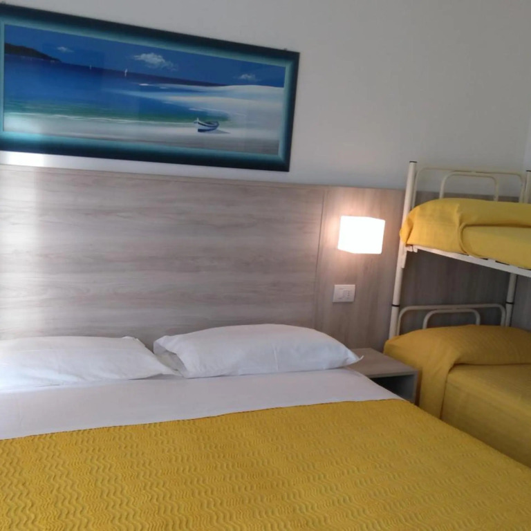 Hotel Monti