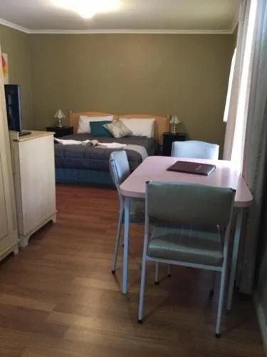 Village Motor Inn