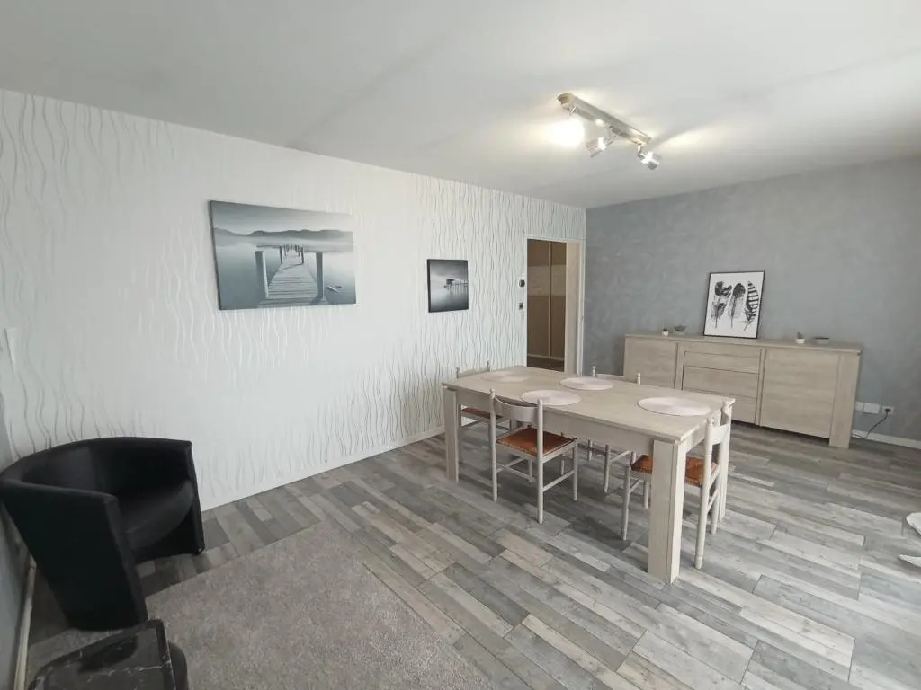LENS, Bel appartement lumineux de 70 m² (centre ville)