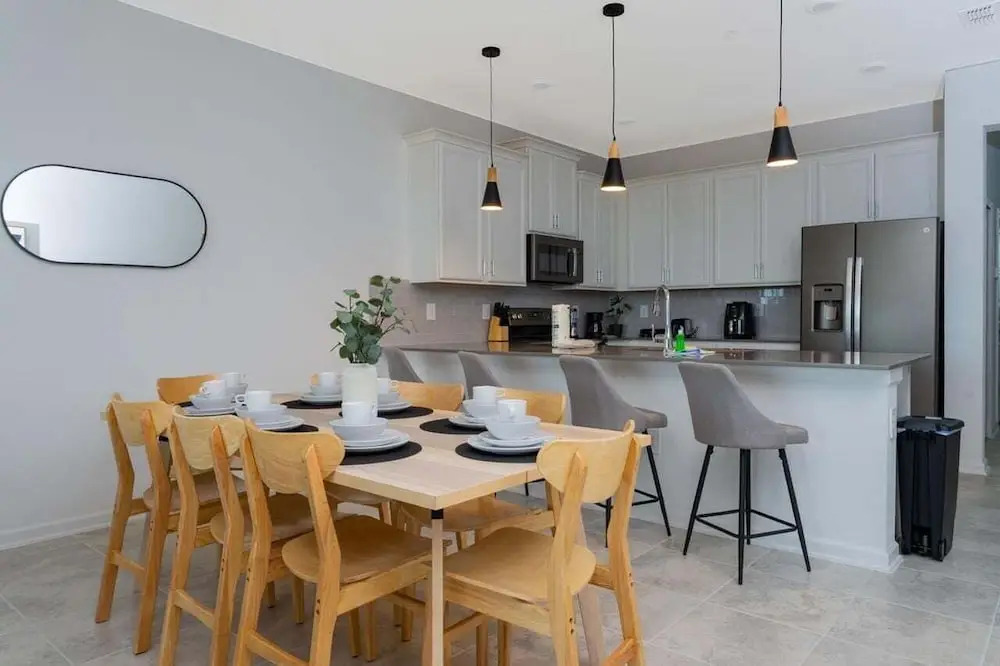 Townhouse 3 BR, 2.5 BA Villa Sleeps 10