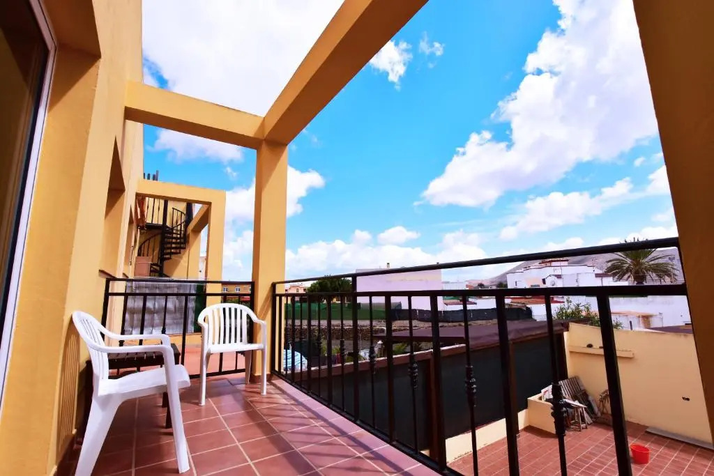 Fuerte Holiday Oliva 3br large sundeck Dream