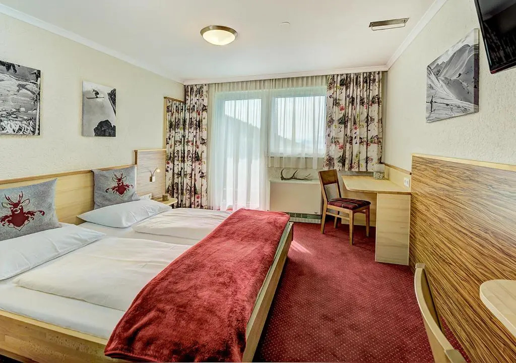 Berghotel SeidlAlm am Gipfel Saalbachs