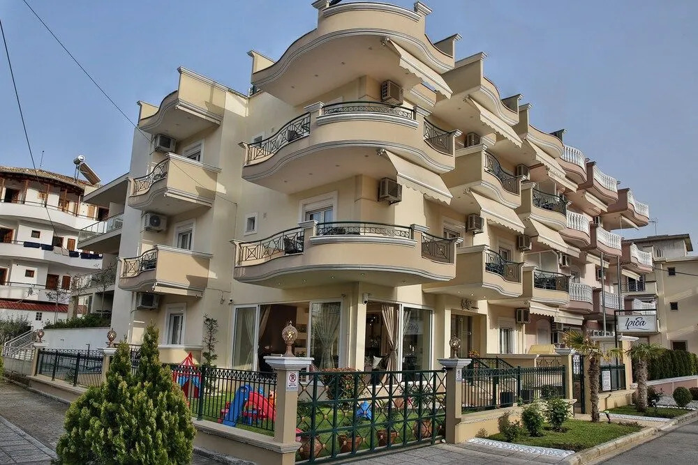 Irida Apartments