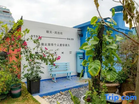 F-TOWN Fangtang Hotel (Shenzhen Longgang Tian'an Digital City Huanggekeng Subway Station)