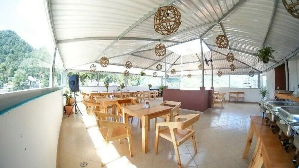 Axkan Click Hotel