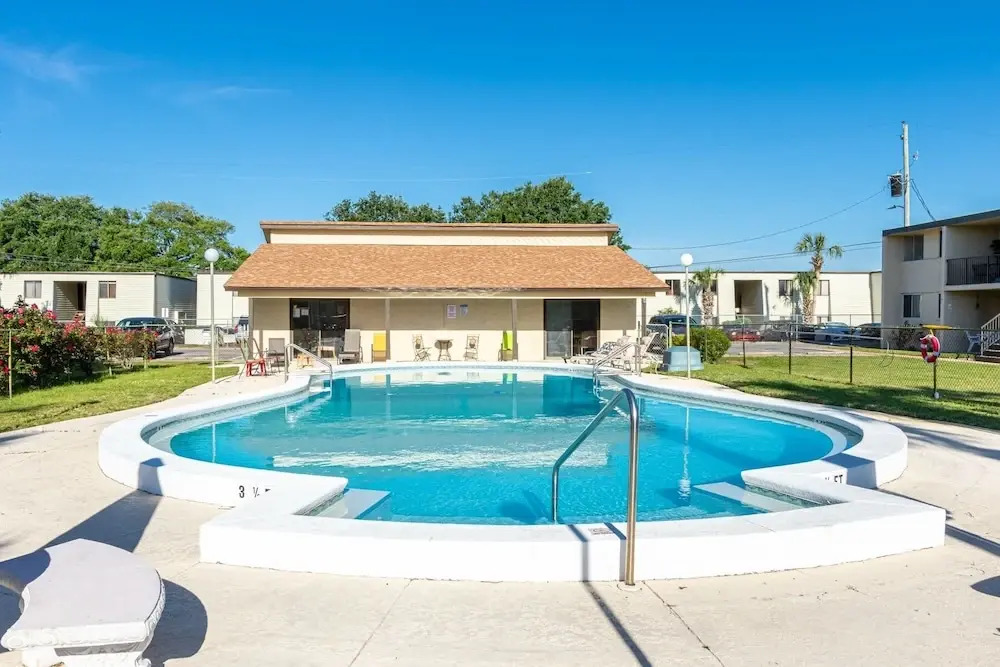 Sea Palm 2b 2 Bedroom Condo
