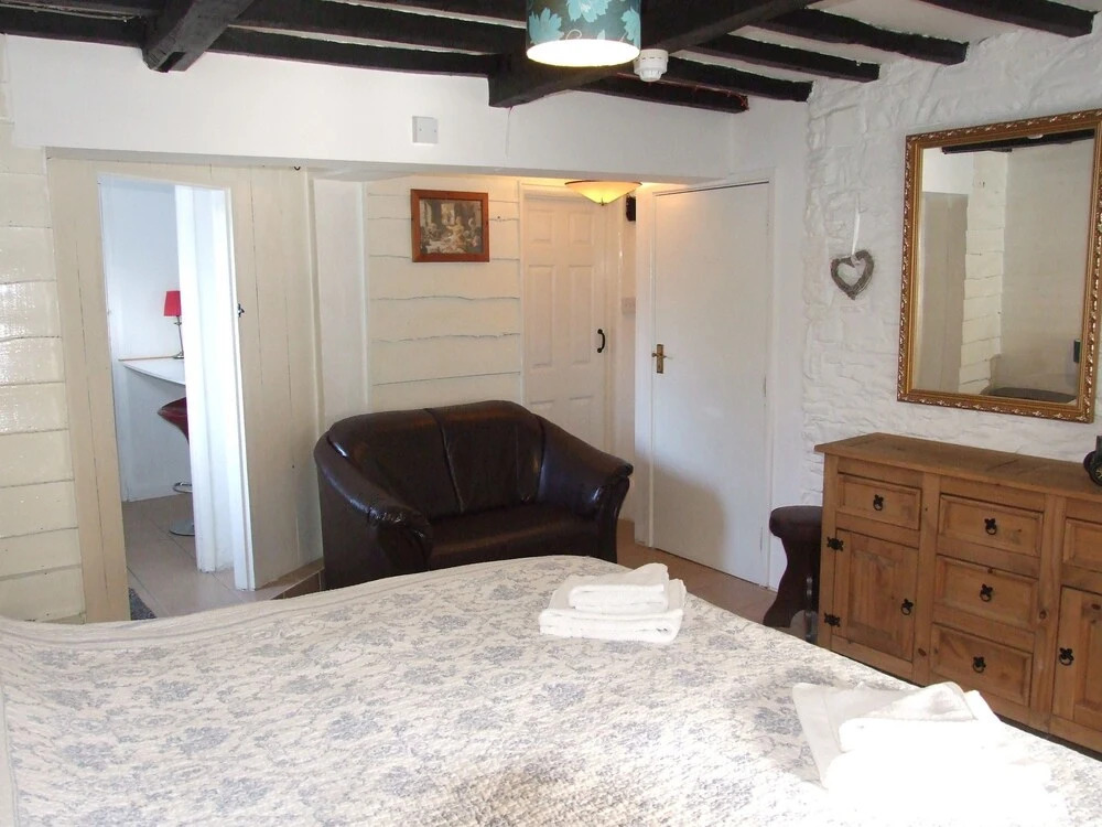 Llew Coch B&B formerly The Red Lion inn