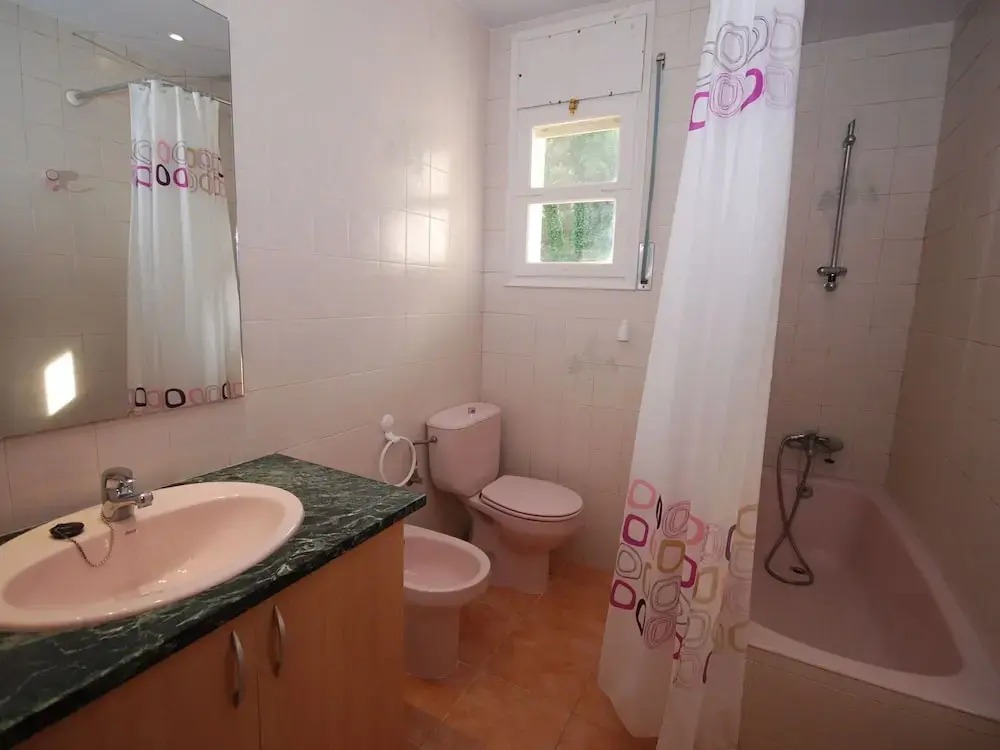 Peaceful Villa in Canyelles With Swimming Pool