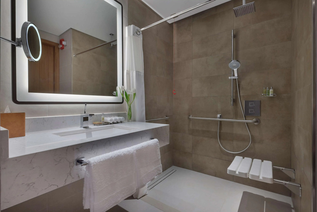 DoubleTree by Hilton Sharjah Waterfront Hotel And Residences