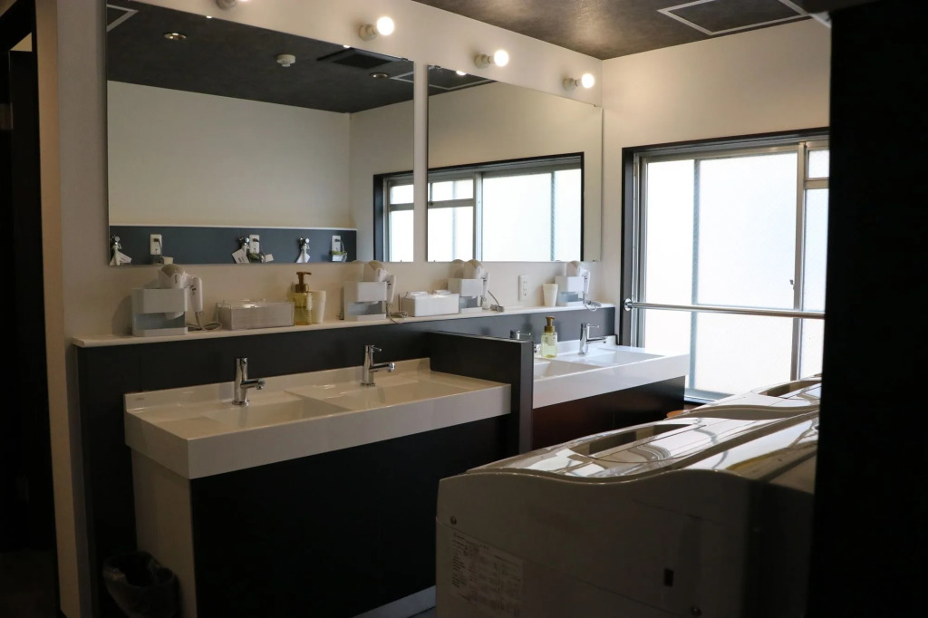 Lore Hostel Doutonbori