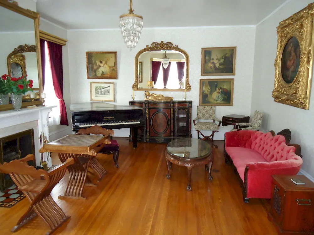Governors Mansion Inn