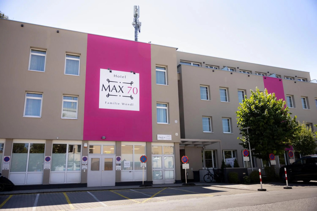 HOTEL max70