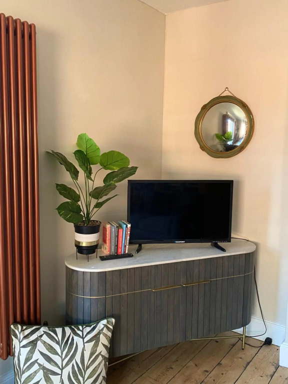Fig Tree Flat - Recently Renovated