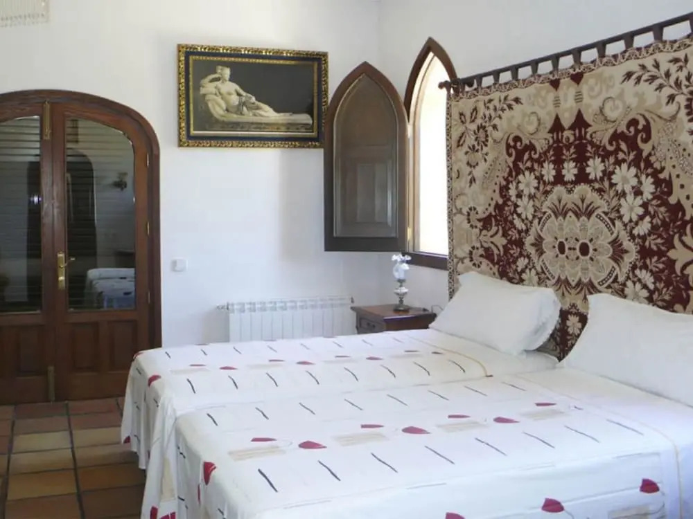 Tranquil Mansion in Santa Eulària des Riu With Swimming Pool