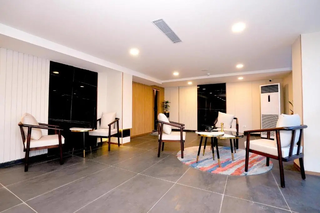 Hotel Limon & Banquet Sector 29, Gurgaon