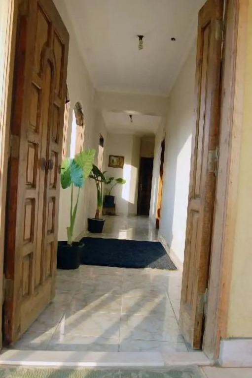 Sakkara pyramid inn hotel