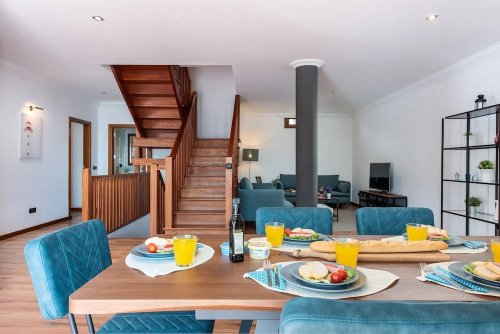 1 Charming Villa,Huge Terraces,Pool,Garden,Bbq!