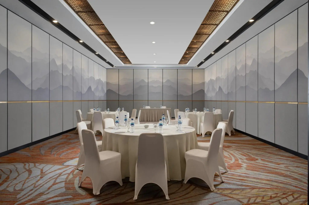 Hotel Santika Premiere Padang